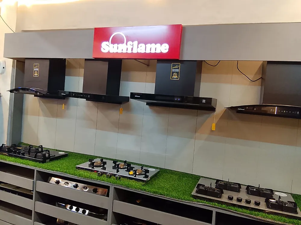 Sunflame chimneys and gas hobs